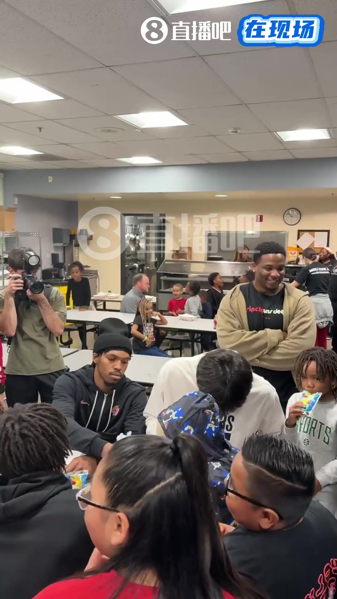 完全融入啦杨瀚森参加