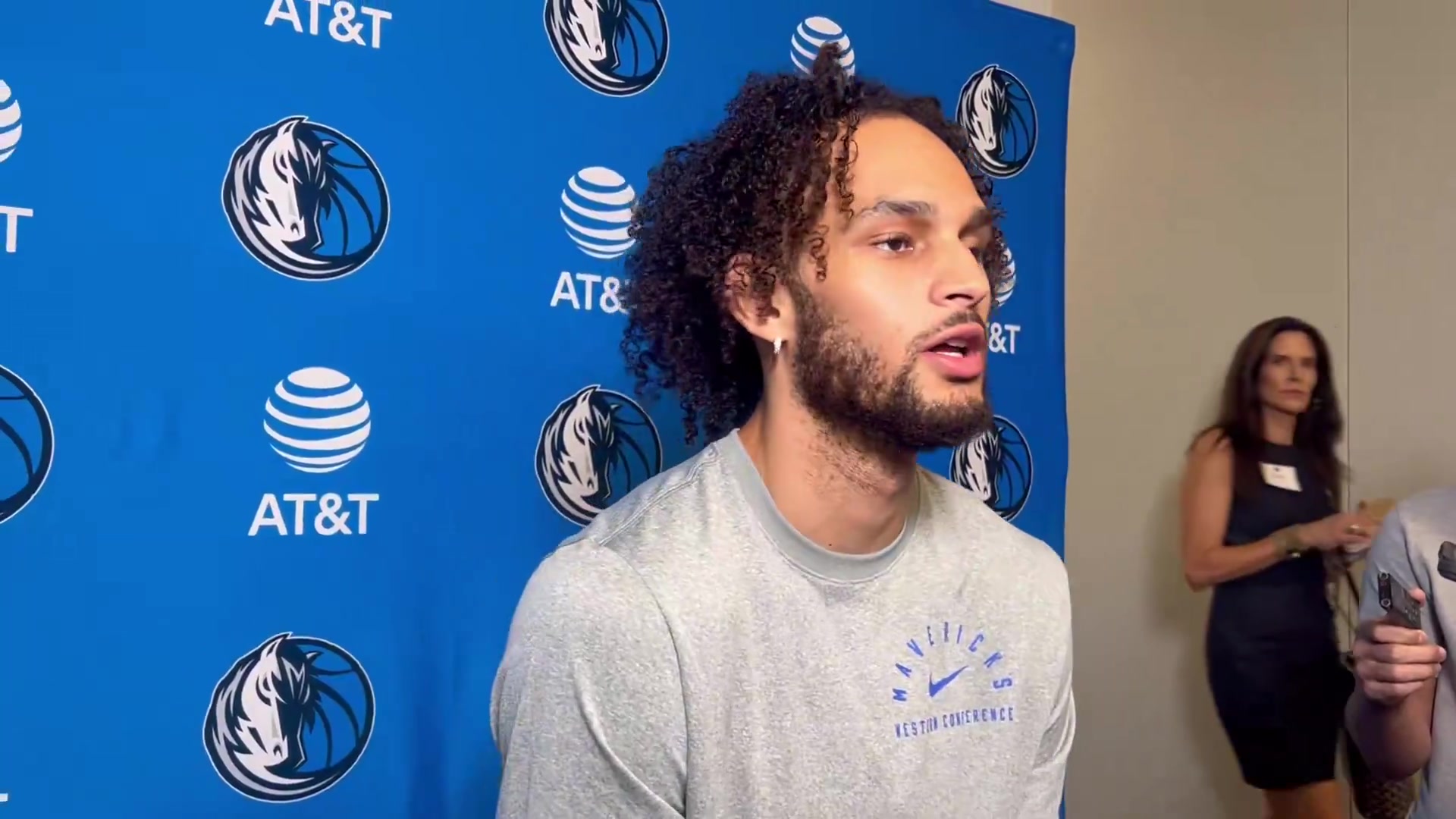 笑死莱夫利弗拉格叫我